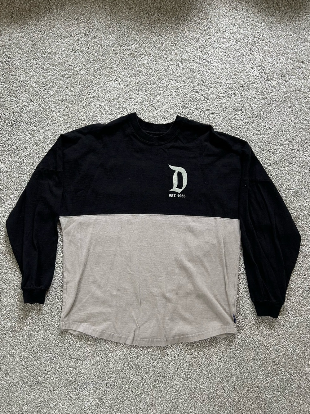 disneyland resort long sleeve